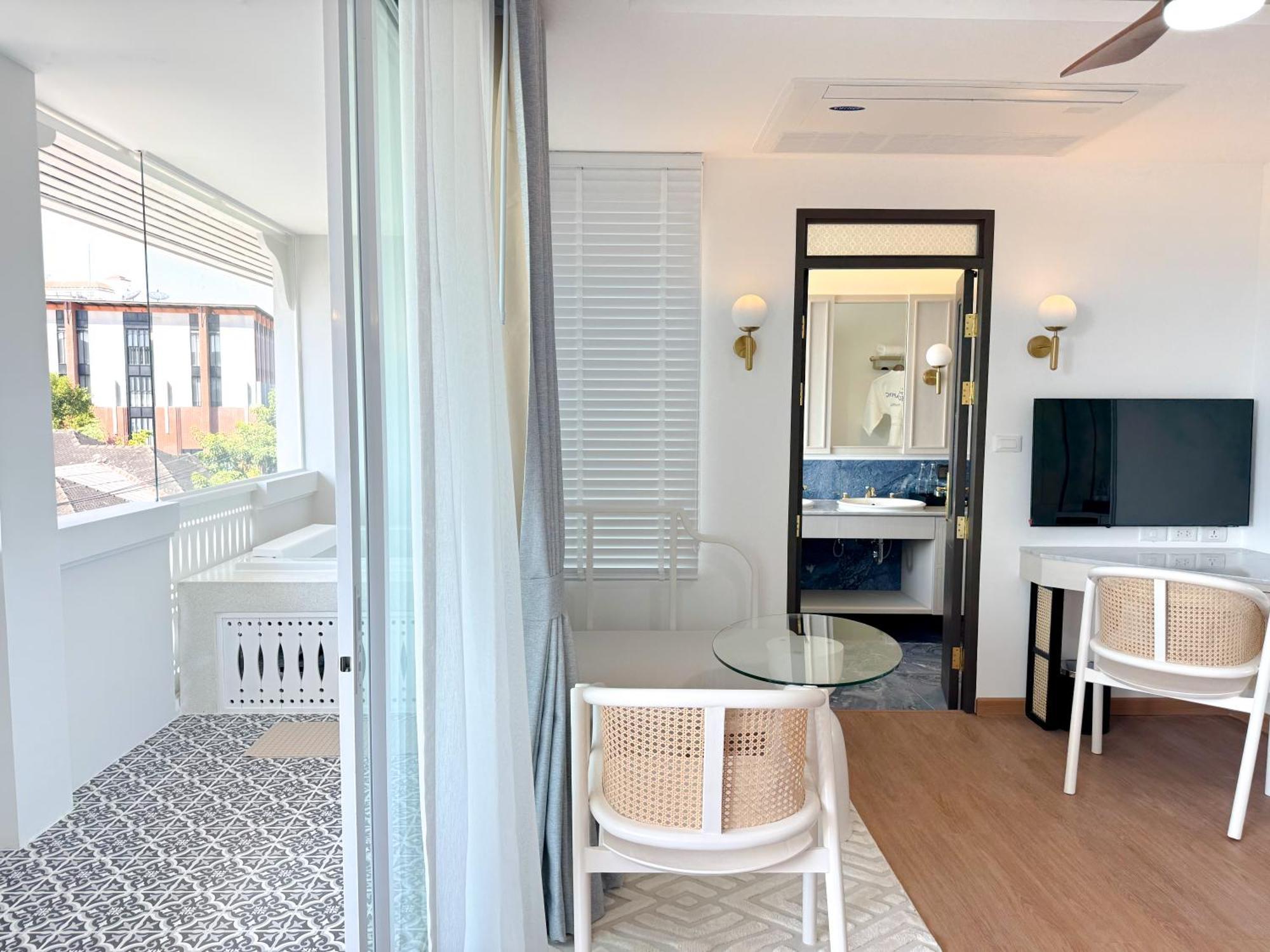 Away Chiang Mai Thapae Resort A Vegan Retreat Phòng bức ảnh